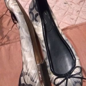 Coach flats